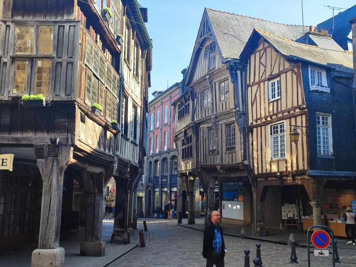 La Re-Naissance Vila Dinan Exterior foto