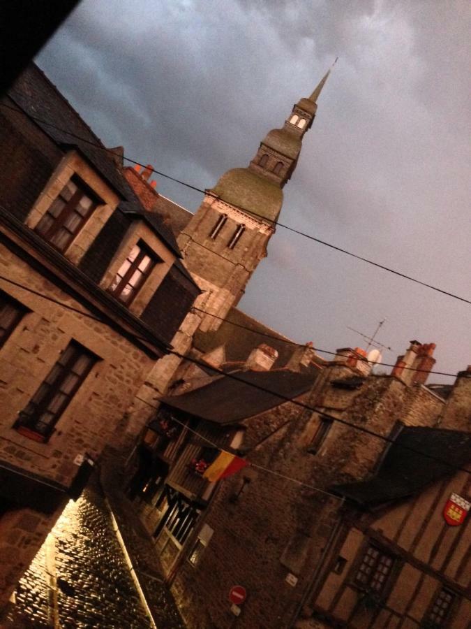 La Re-Naissance Vila Dinan Exterior foto
